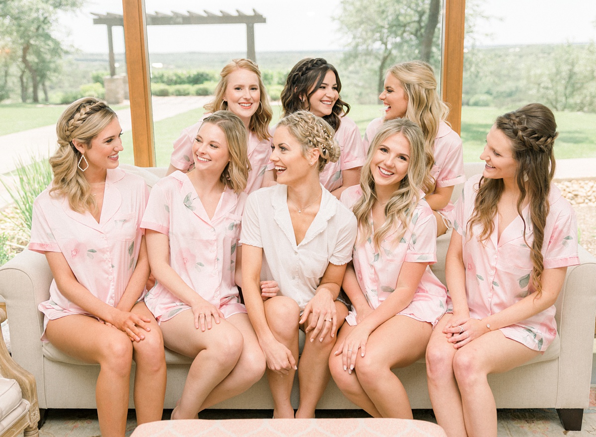 Canyonwood Ridge Dripping Springs wedding by Light and Airy Austin wedding photographer Tara Lyons Photography bride and bridesmaids in bridal suite