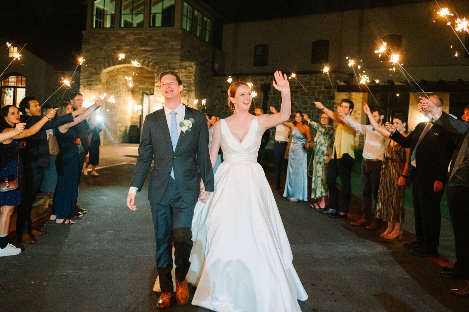 sparkler exit, sparkler exit at canyonwood ridge, bride and groom grand exit, reception at canyonwood ridge, canyonwood ridge reception photos, canyonwood ridge, canyonwood ridge wedding, dripping springs wedding venue, austin wedding, austin wedding photography, tara lyons photography