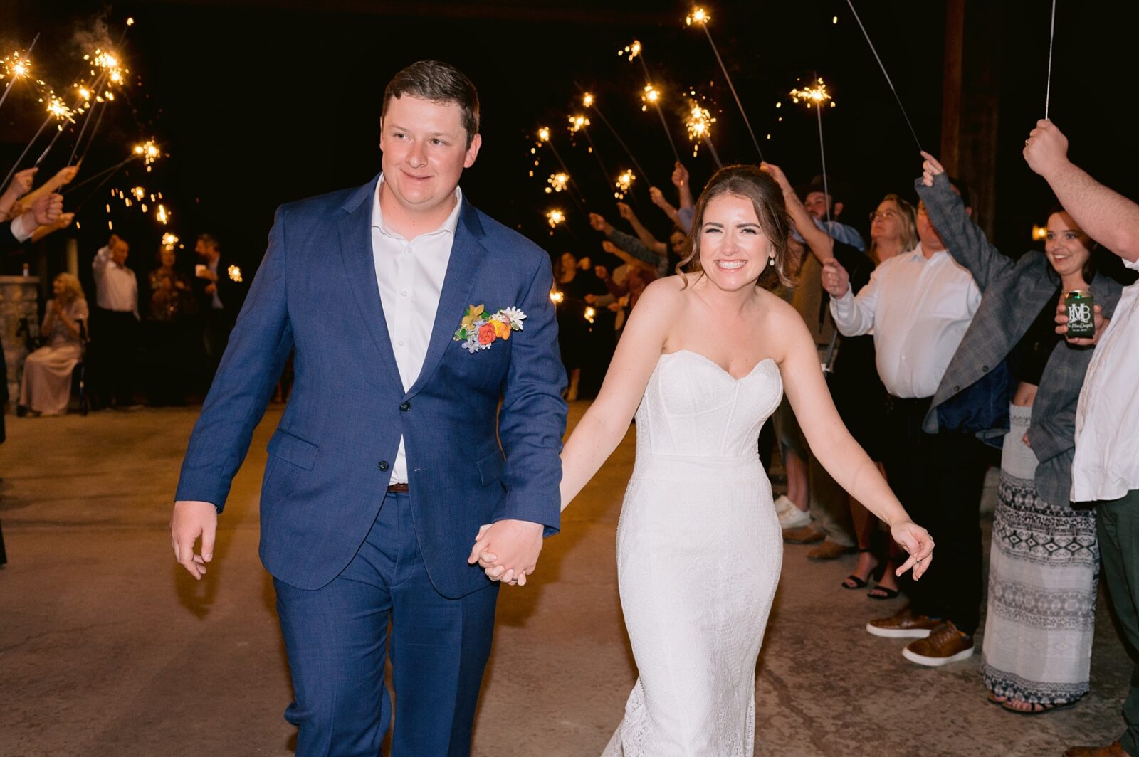sparkler exit, sparkler exit at the videre, grand exit ideas, reception dancing, guests dancing at wedding, videre estate reception space, wedding at the videre estate venue, wimberley, 